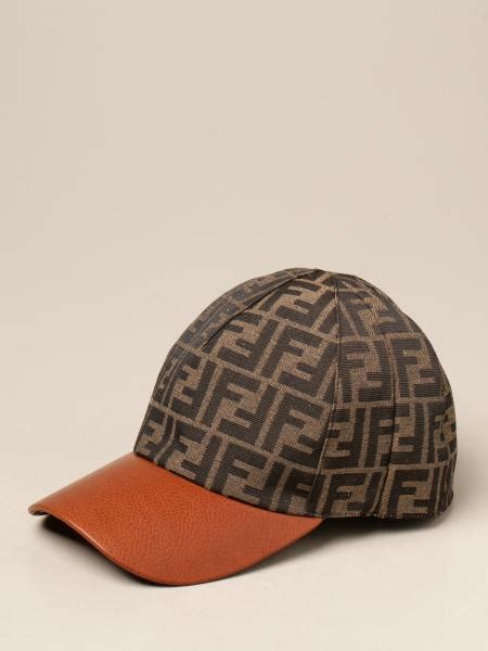 cappello baseball donna fendi logo|Cappello da baseball Serif Logo .